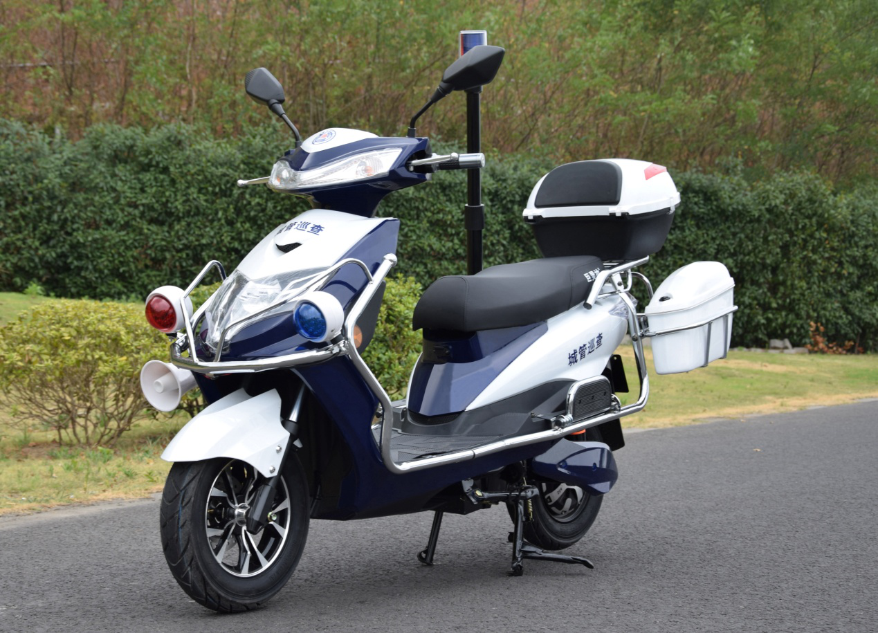 亮见4代两轮电动巡逻现场展示图1