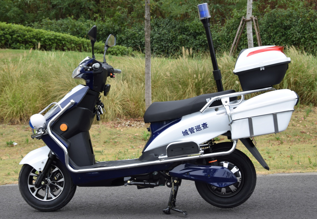 亮见4代两轮电动巡逻现场展示图2